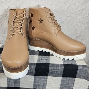 Qupid Prado 03 Dark Tan High Top Shoes